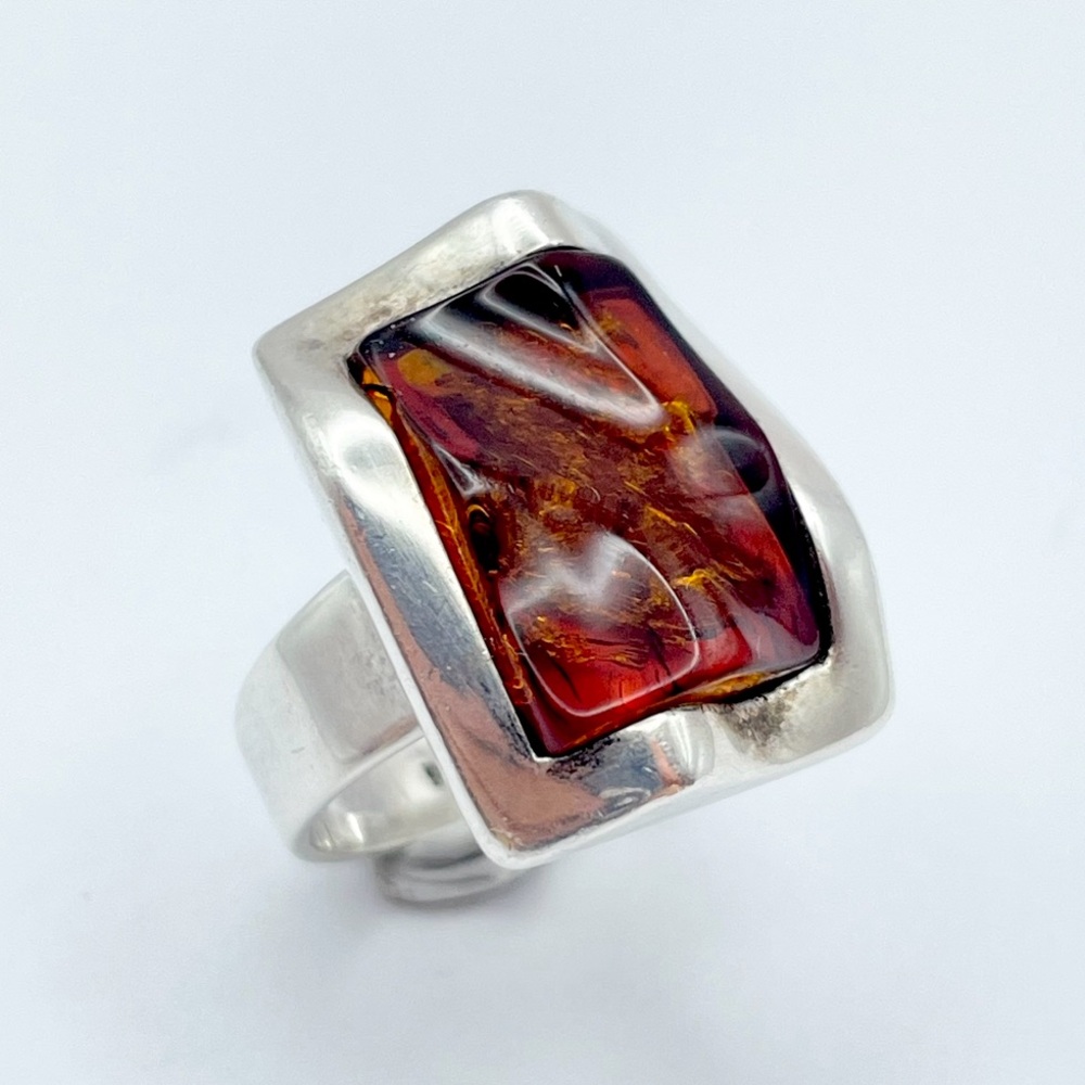 Valerio V8 Baltic Amber Sterling Silver Modernist Square Statement Ring - Poland